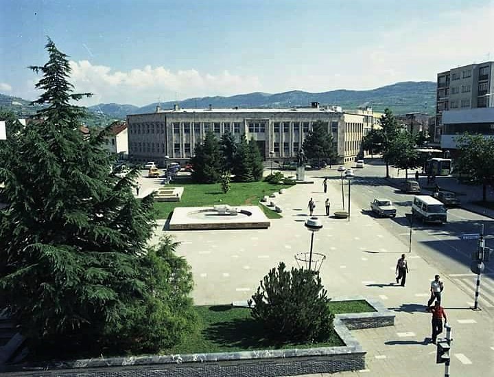 Стари фотографии на Кавадарци-Плоштад 1978- ма