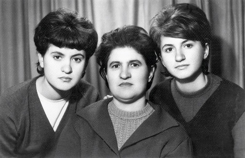 Стари фотографии на Кавадарци-Семејството на Бадев