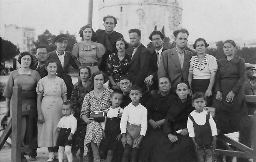 Стари фотографии на Кавадaрци-прошетка по Солун 1934 година