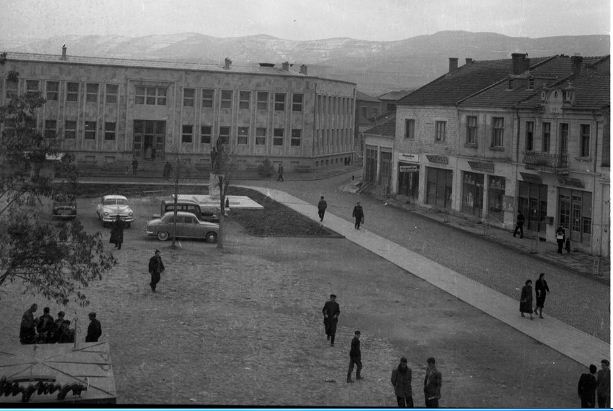  Стари фотографии на Кавадарци-Центарот на градот 1957 година