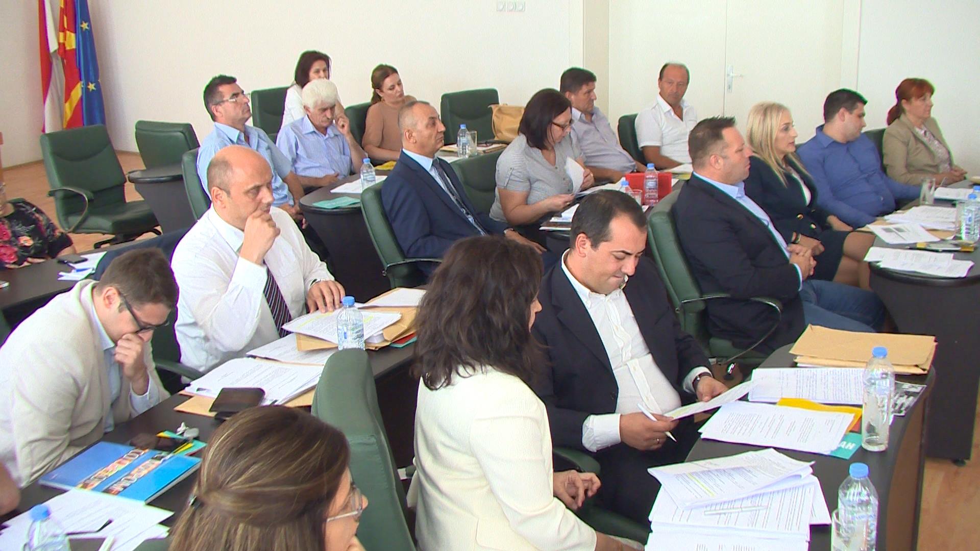 ( Видео)Совет на Општина Кавадарци:Усвоен Кварталниот извештај