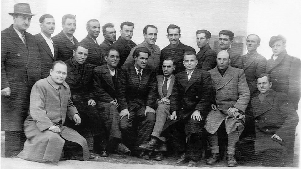 Стари фотографии на Кавадарци-Кавадаречки занаетчии во Белград 1940