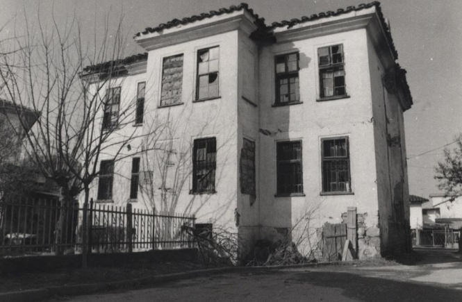  Стари фотографии на Кавадарци-куќата на Глигор и Ристо Мојсови (Баровски)