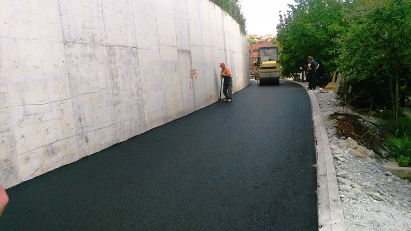 Општина Kaвадарци / Заврши асфалтирањето на дел од улицата „25 Мај“ 