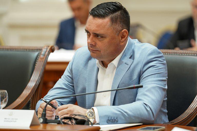 Владата во Општина Кавадарци вложува 5 милиони евра  за 8 прoекти...